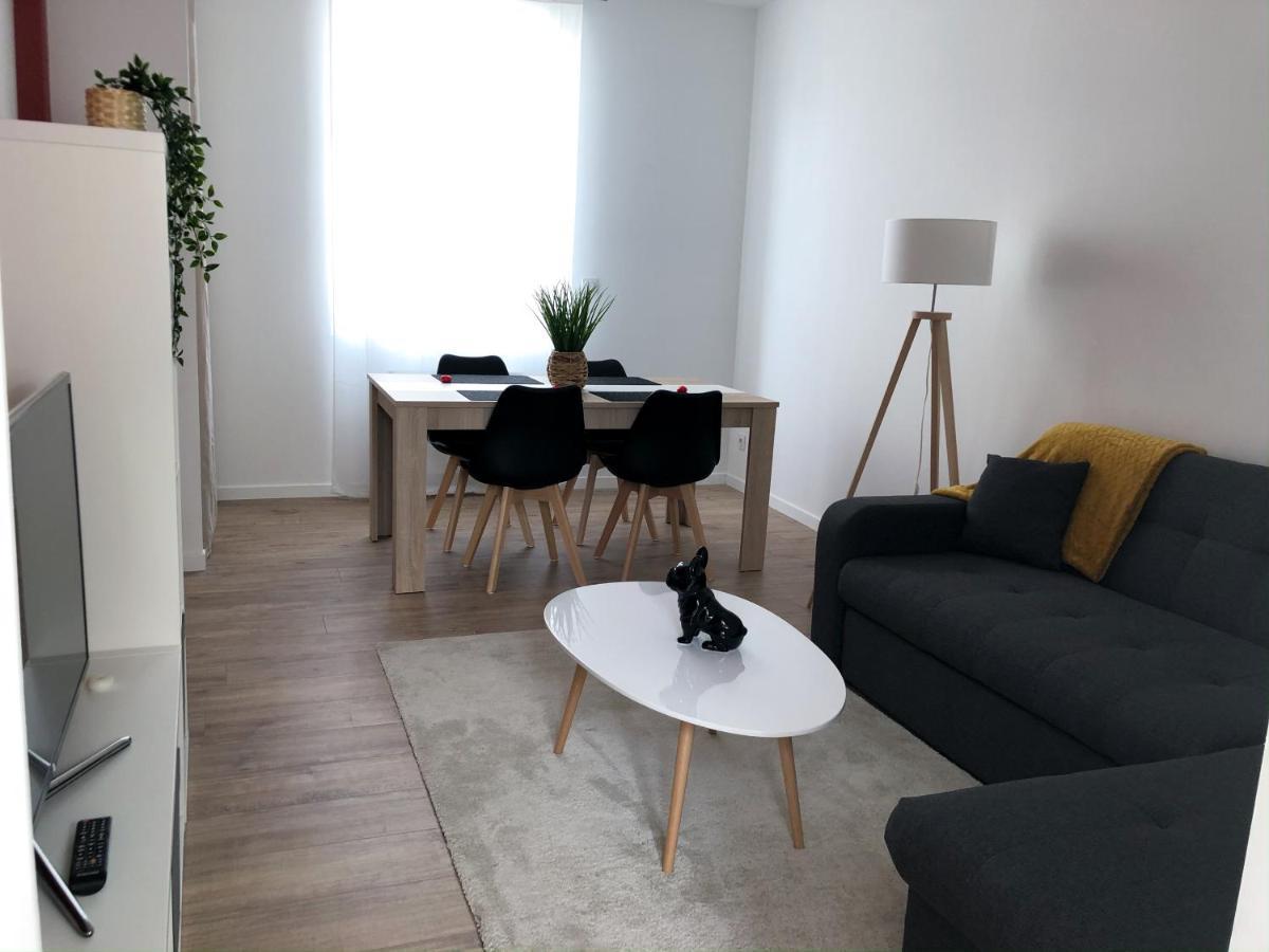 Grand Appartement Fonctionnel Proche Centre-Ville Saumur Dış mekan fotoğraf